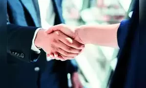 Combined, the companies accounted for about 23.7% of Brazil corn exports in 2022 and 20.9% of Brazil soybean exports, Cargonave data showed. Read more at: https://economictimes.indiatimes.com/news/international/business/bunge-viterra-merger-to-create-agriculture-trading-giant/articleshow/100974284.cms?utm_source=contentofinterest&utm_medium=text&utm_campaign=cppst