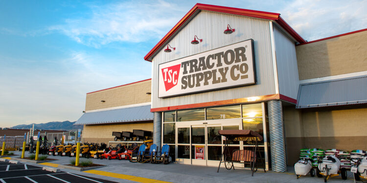 Tractor Supply Invites Customers to Participate in Nationwide Farmers Market