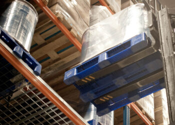 Achieving Stability in a Volatile Wood Market With Reusable Plastic Pallets