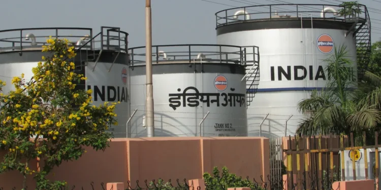 Indian Oil Corp Set to Tap Spot Oil Market as Russian Term Deal