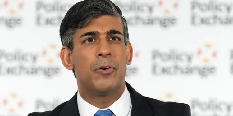 UK’s Graduate Visa Programs May Stay, But Sunak Plans Crackdown on Foreign Education Agents