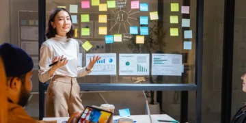 AI Is Moving Inside The Operations, And Behind The CEO Desk, At America’s Small Businesses