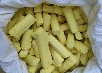 High-Quality Agricultural Sulphur Powder And Sulphur Rolls In India